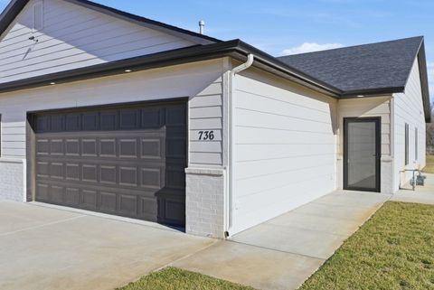 Multifamily For Sale - 736 W 50th Ct S Ct<br/> Sedgwick County, Wichita, KS 67217