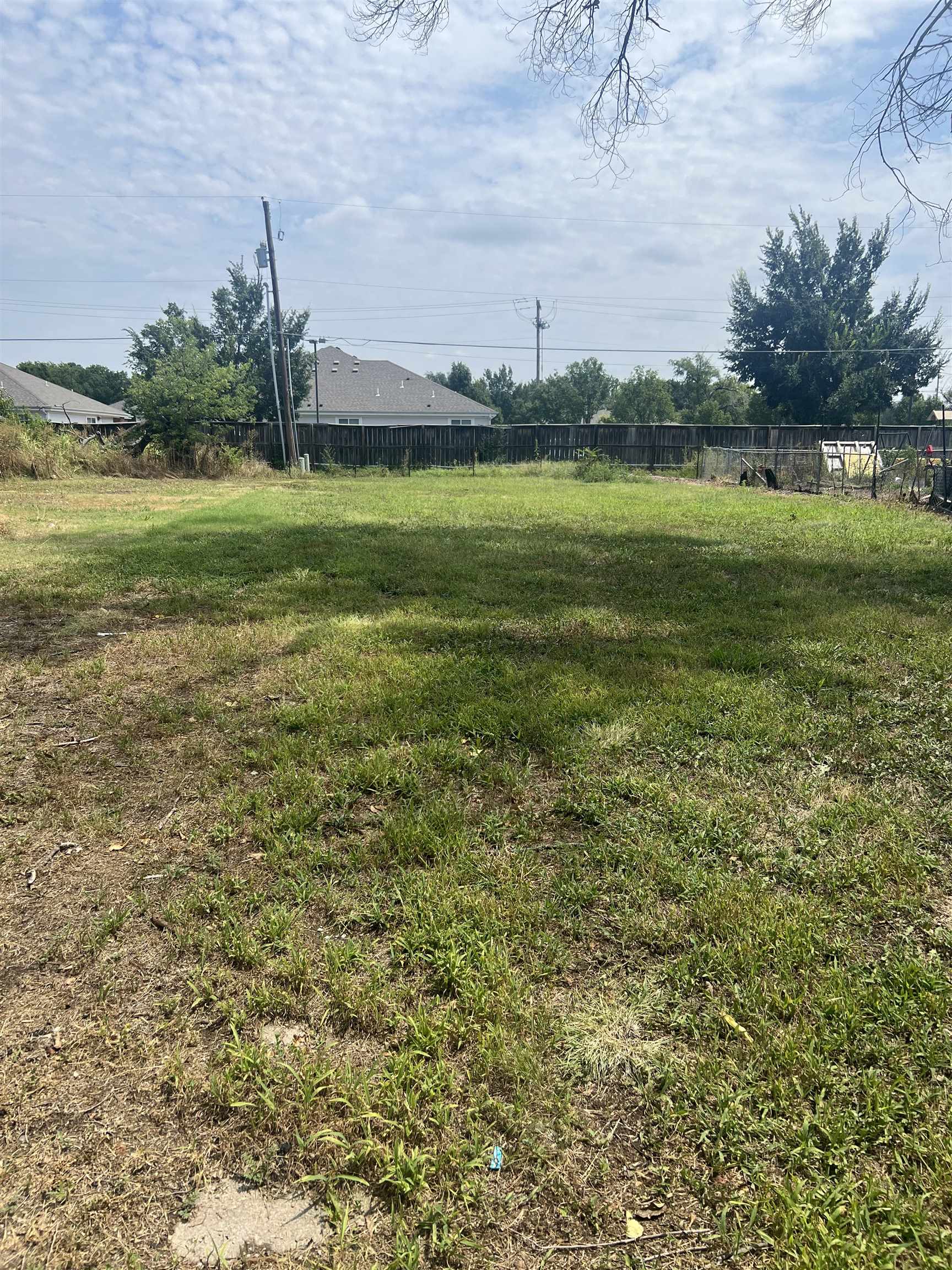 LOTS 26-28 Ash, Wichita, Kansas image 1