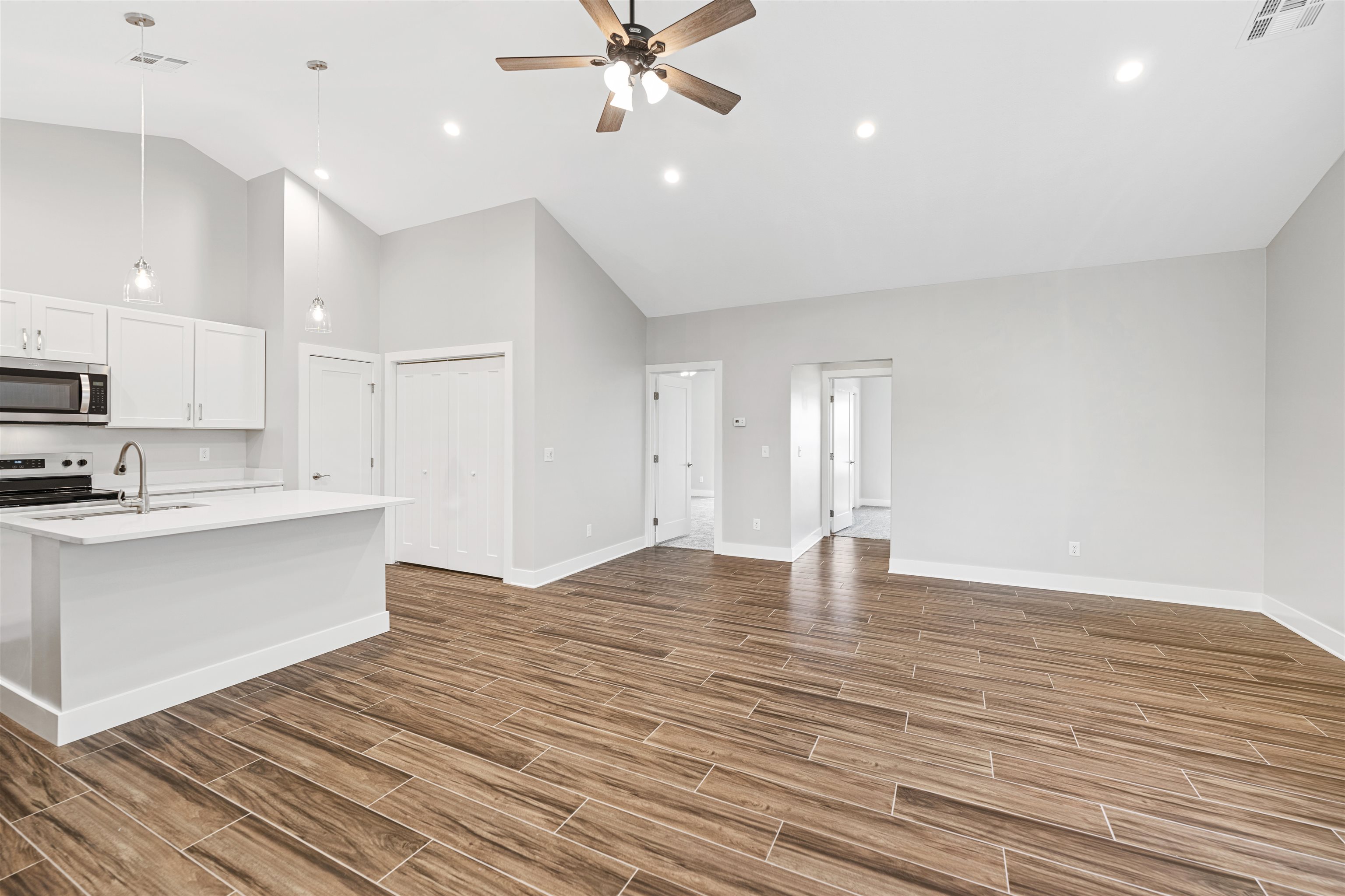 2731 Tim Rogers Ln, Salina, Kansas image 3