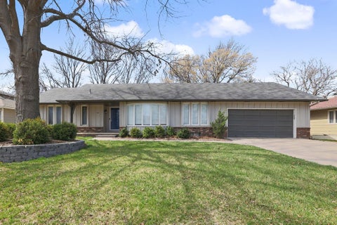 Condo For Sale - 2441 N Winstead Cir<br/> Wichita, KS 67226