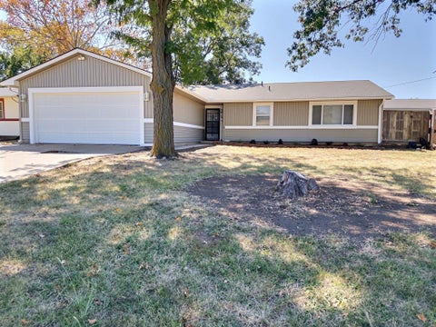 Homes For Sale - 5013 E Looman St<br/> Wichita, KS 67220