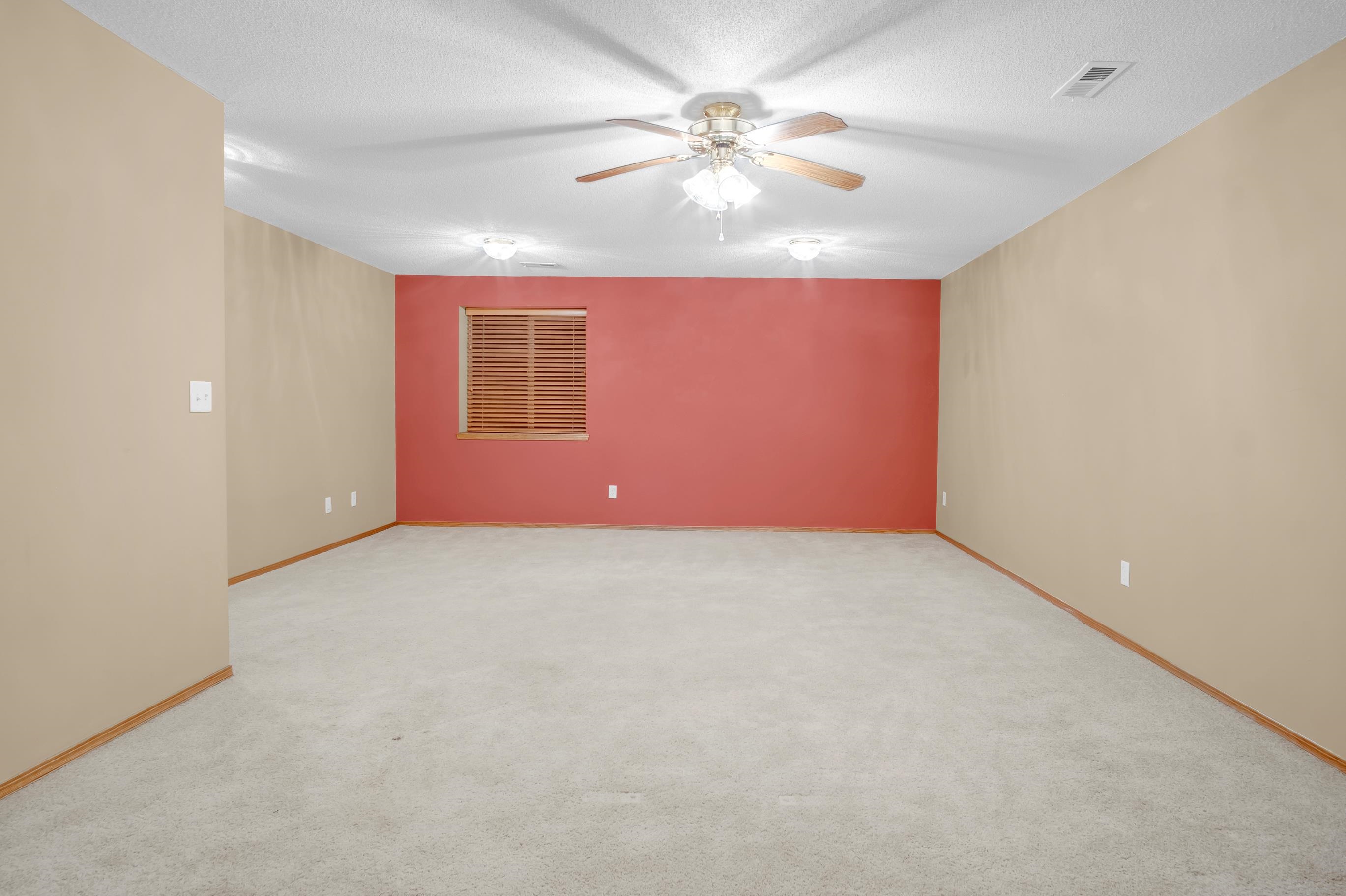 224 Victoria Ct, Newton, Kansas image 24