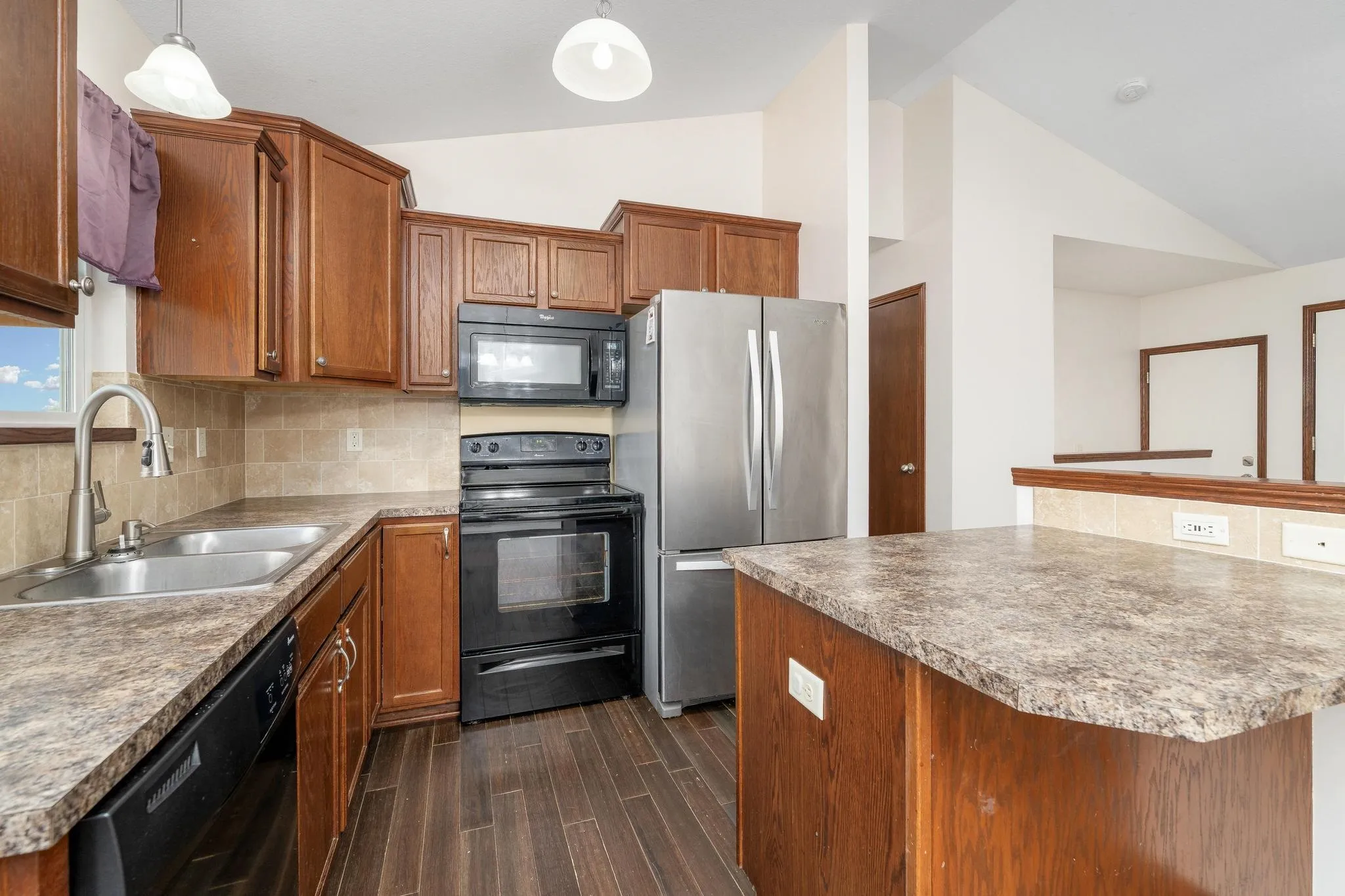 Rose Hill, Kansas 67133, United States, 3 Bedrooms Bedrooms, ,2 BathroomsBathrooms,Residential,Active,146586