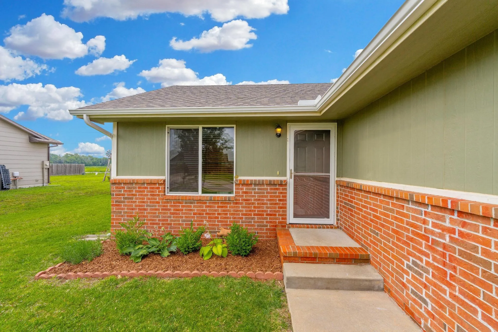 Rose Hill, Kansas 67133, United States, 3 Bedrooms Bedrooms, ,2 BathroomsBathrooms,Residential,Active,146586