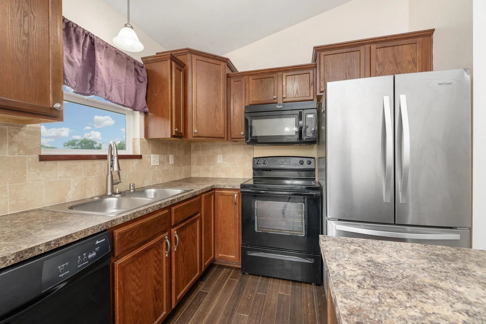 Rose Hill, Kansas 67133, United States, 3 Bedrooms Bedrooms, ,2 BathroomsBathrooms,Residential,Active,146586