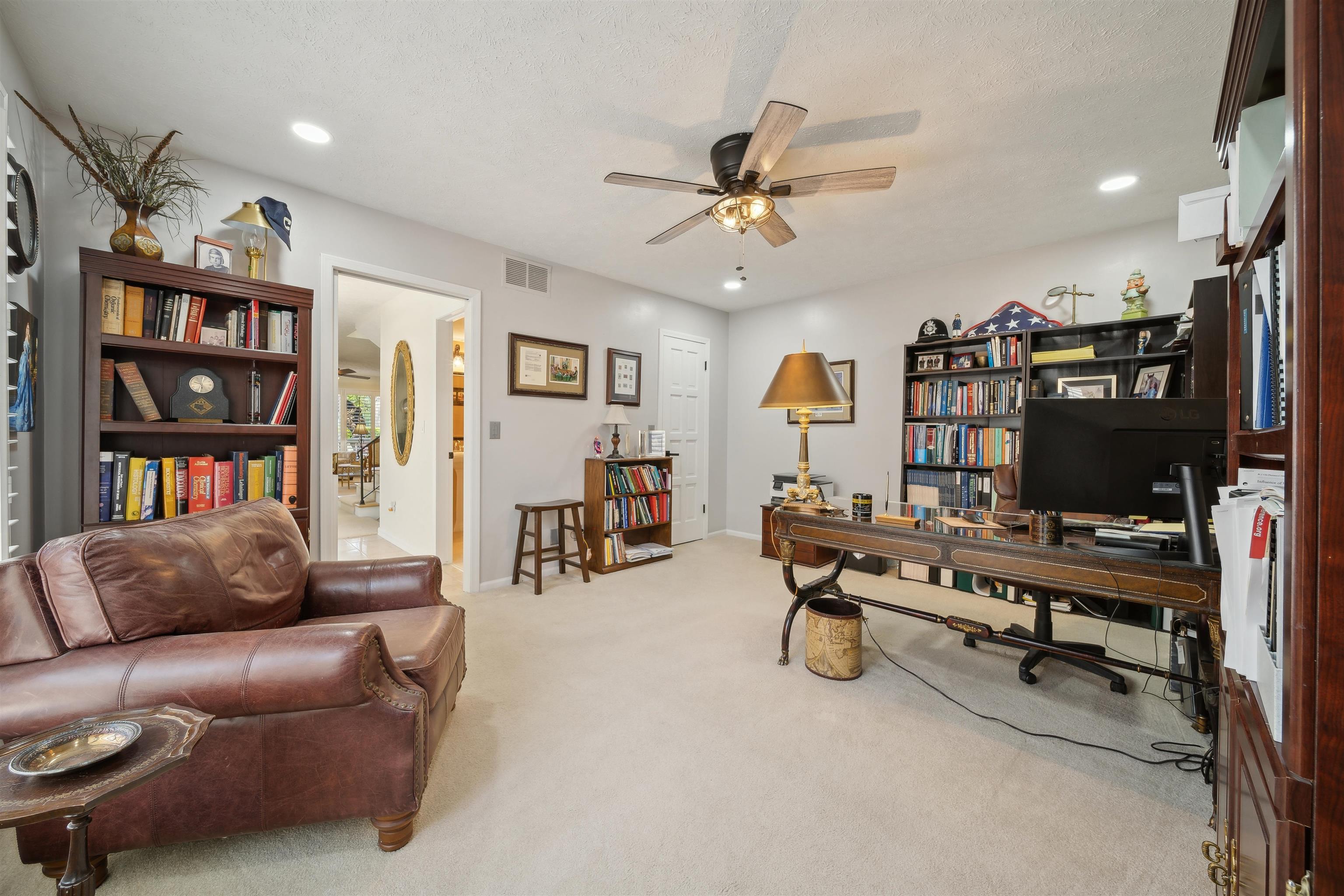 58 E Via Roma St, Wichita, Kansas image 25