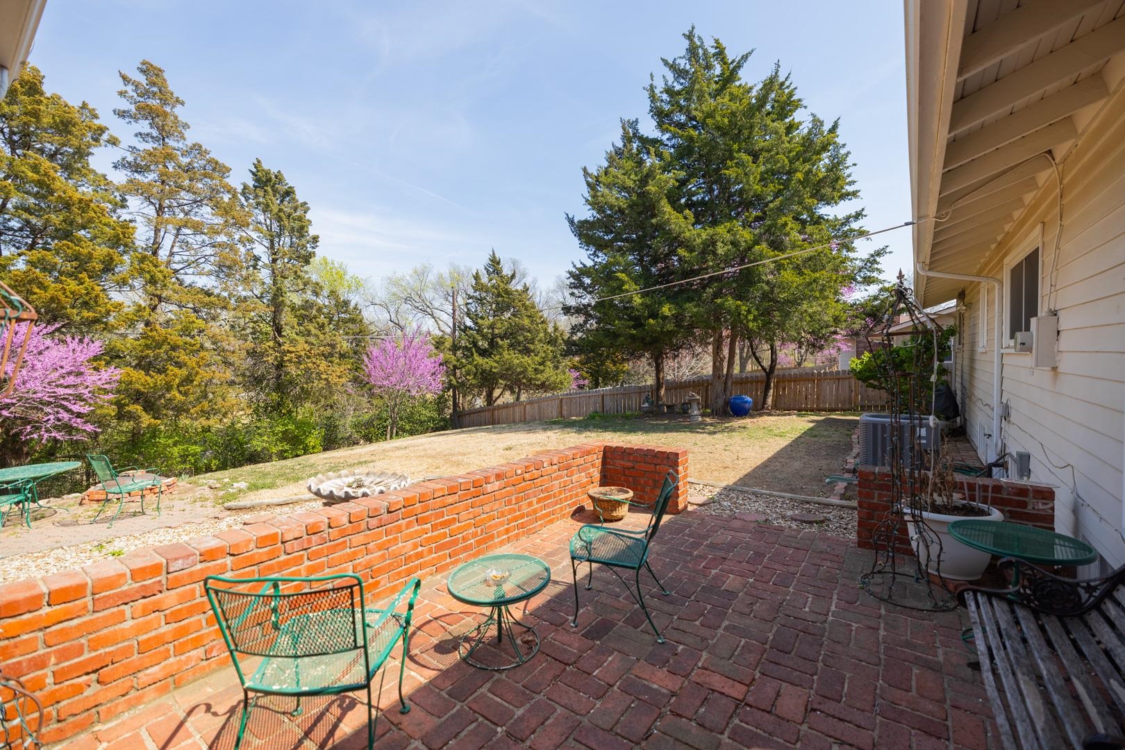 202 S Bonnie Brae St, Wichita, Kansas image 27