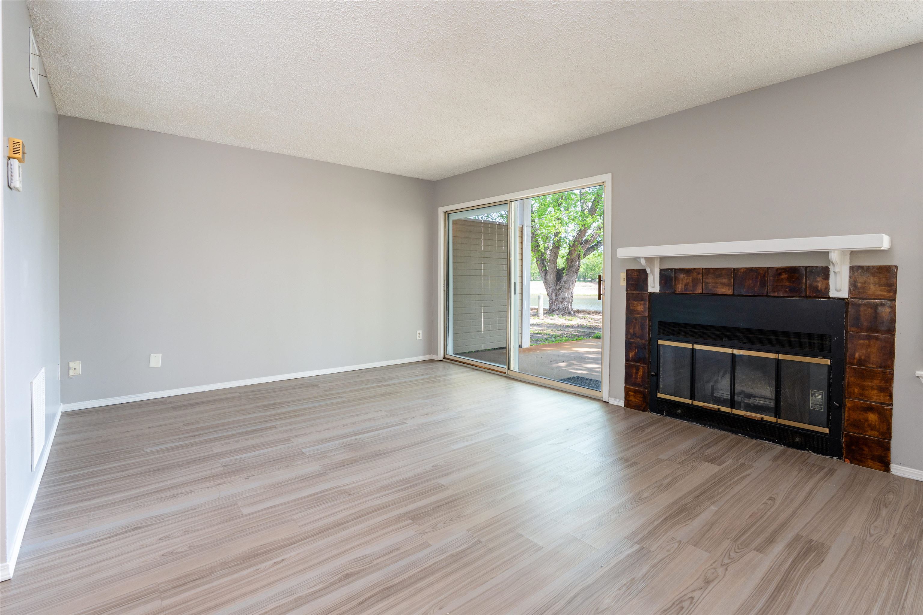 5544 S Gold St, Unit 200 St, Wichita, Kansas image 4