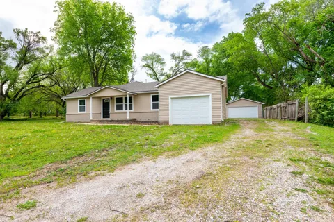503 W Conyers Ave, Derby, KS MLS: 649774
