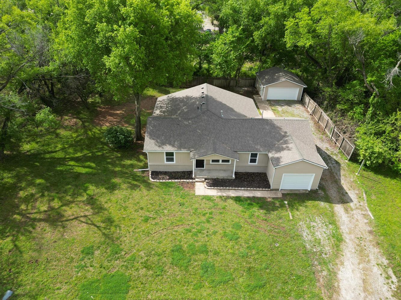 503 W Conyers Ave, Derby, Kansas image 3