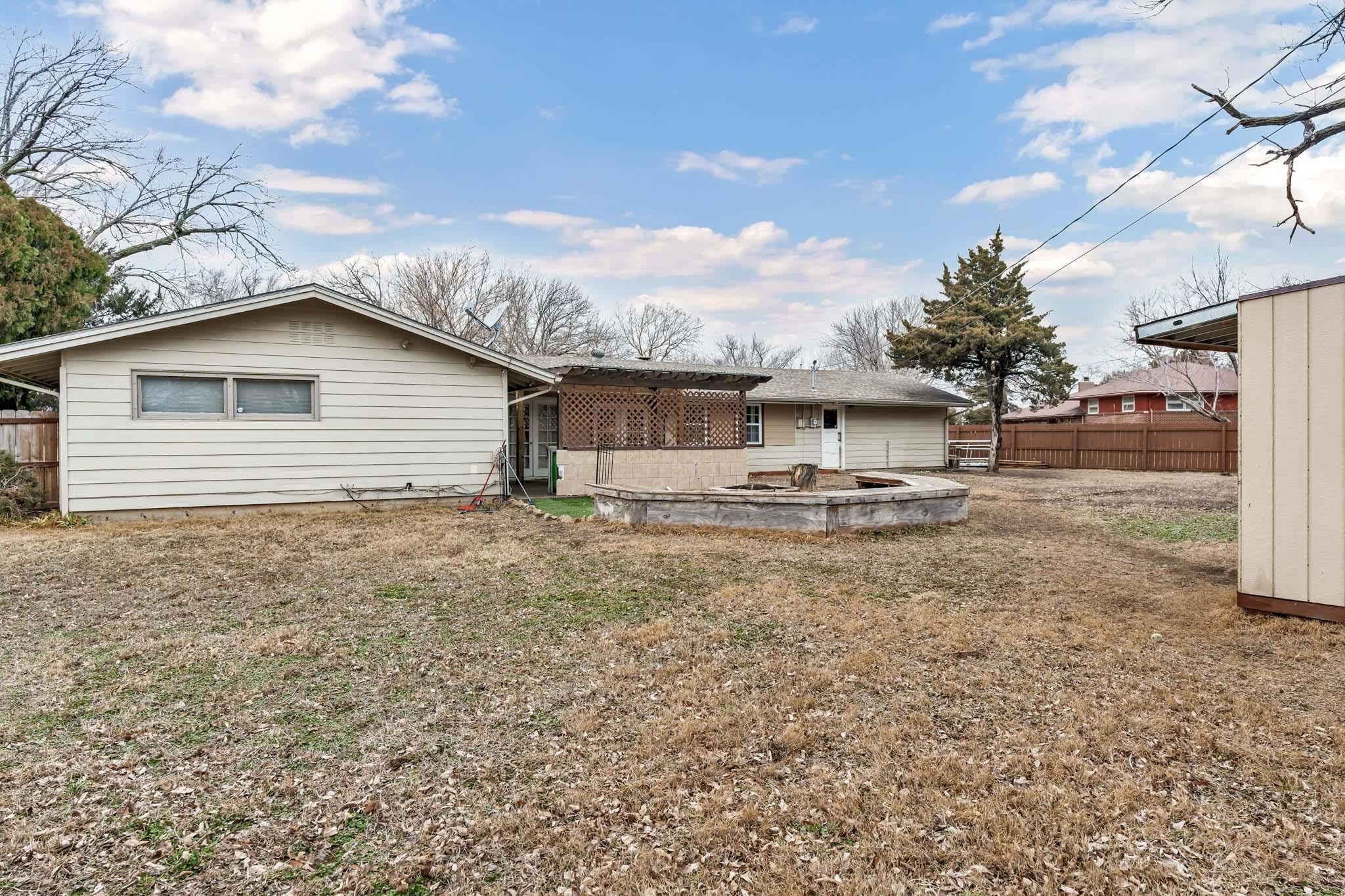 342 S Winterset Ln, Wichita, Kansas image 34