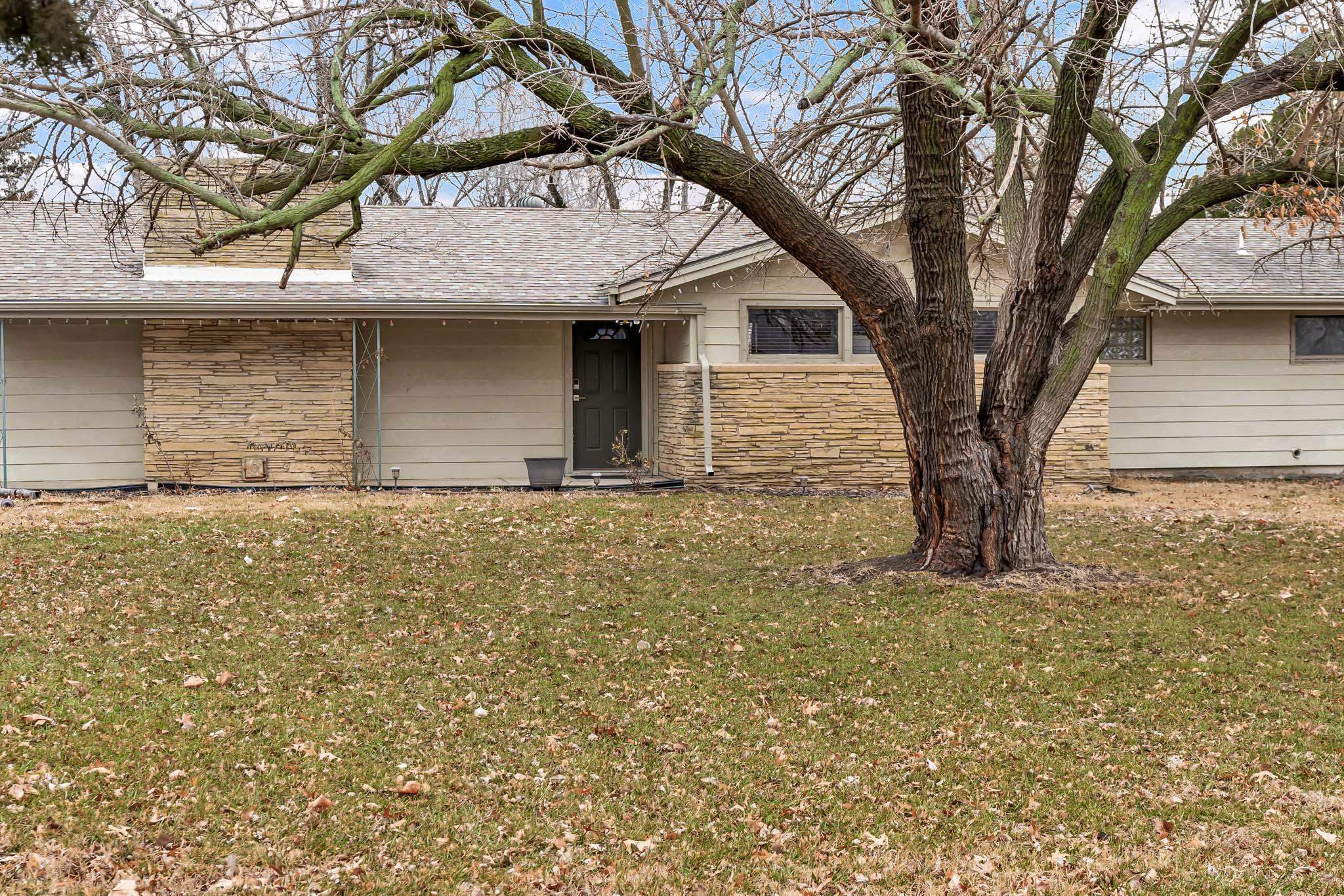 342 S Winterset Ln, Wichita, Kansas image 7