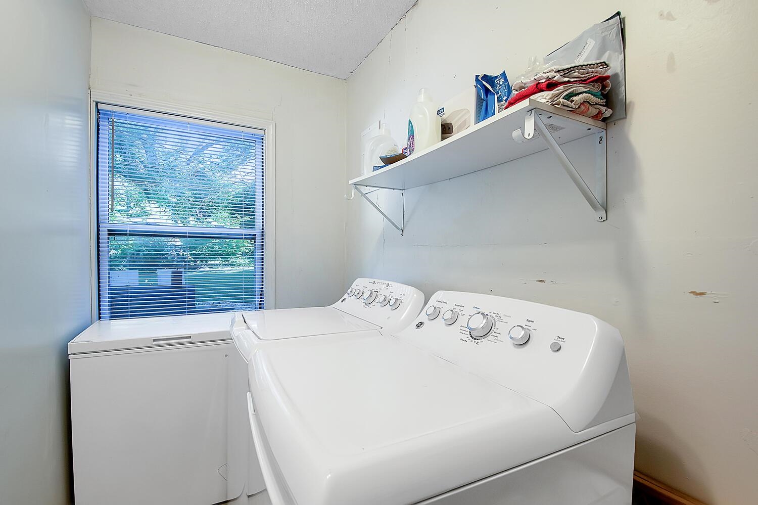 1212 E Evanston St, Park City, Kansas image 20