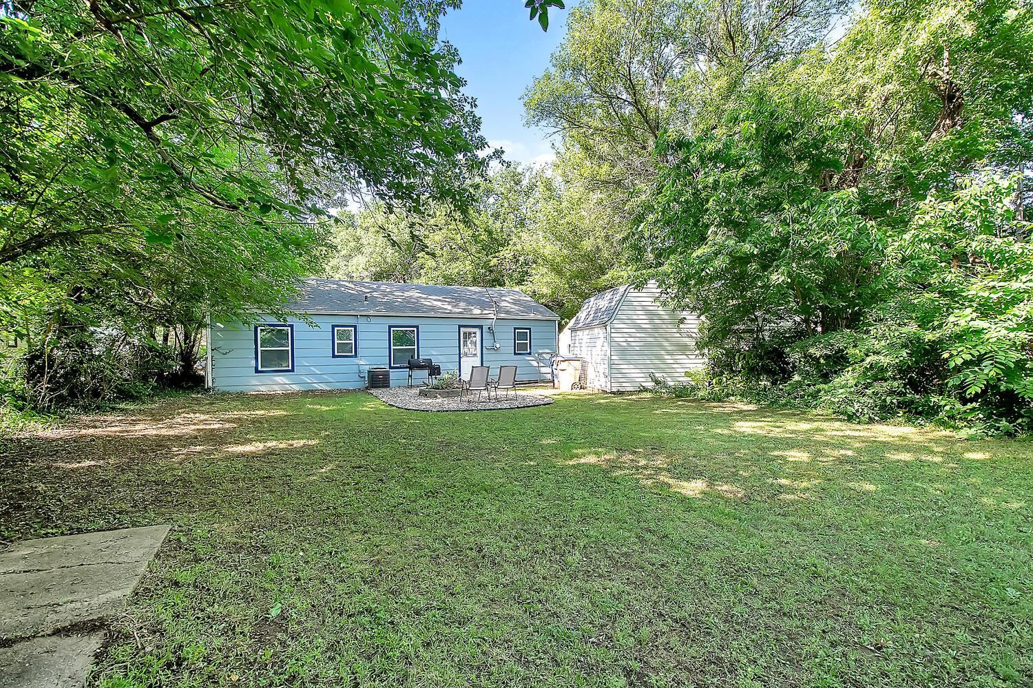 1212 E Evanston St, Park City, Kansas image 25