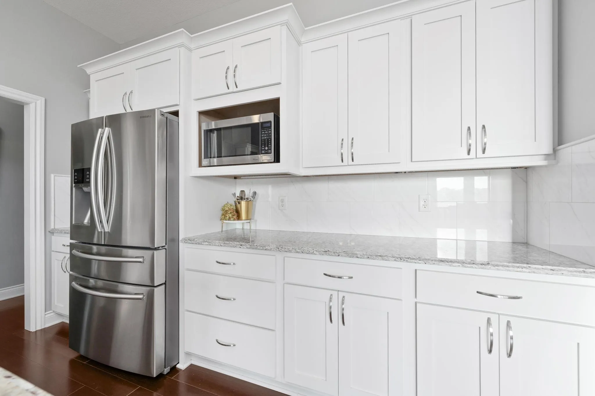 Rose Hill, Kansas 67133, United States, 5 Bedrooms Bedrooms, ,4 BathroomsBathrooms,Residential,Active,37113