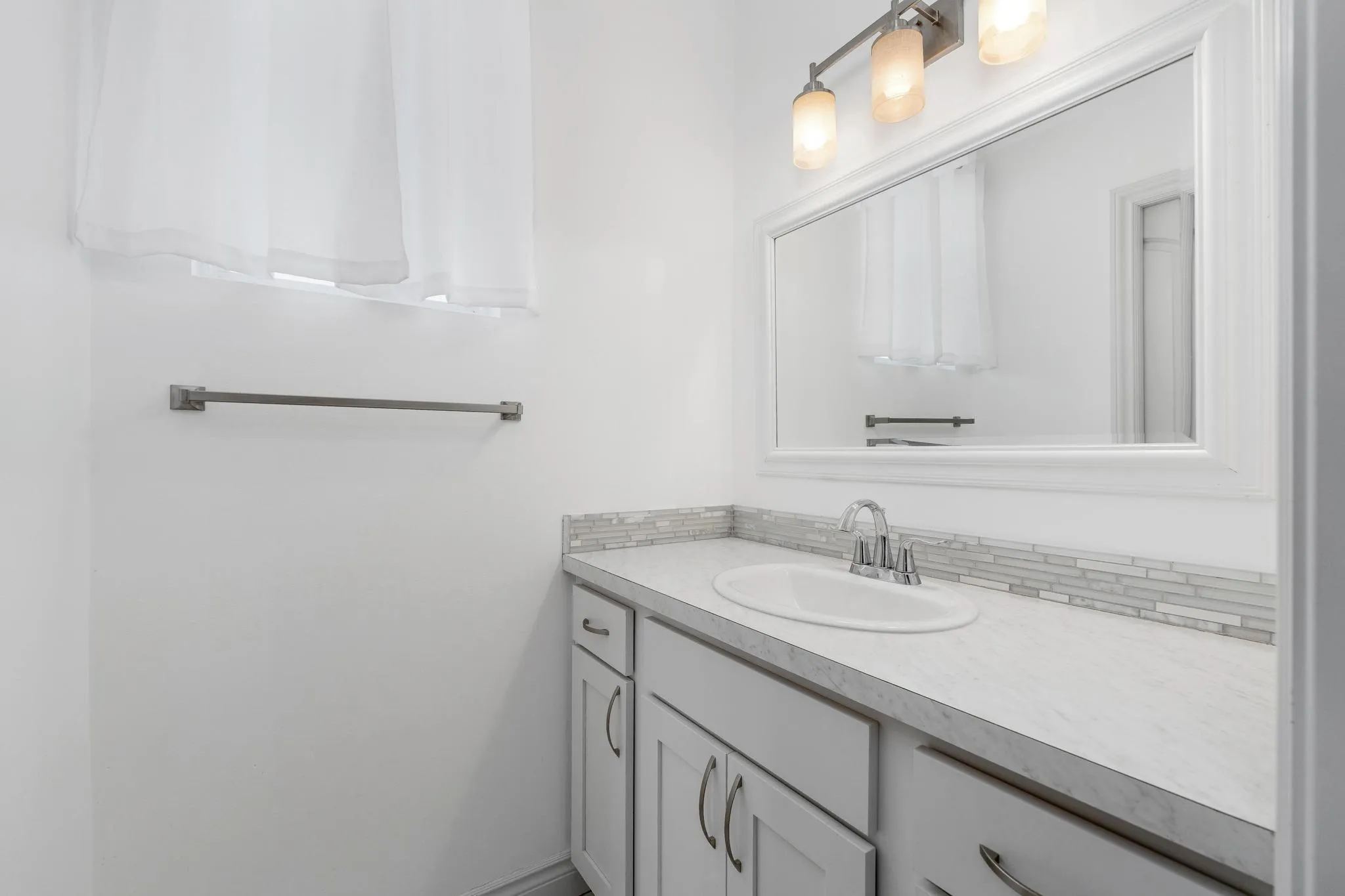 Rose Hill, Kansas 67133, United States, 5 Bedrooms Bedrooms, ,4 BathroomsBathrooms,Residential,Active,37113