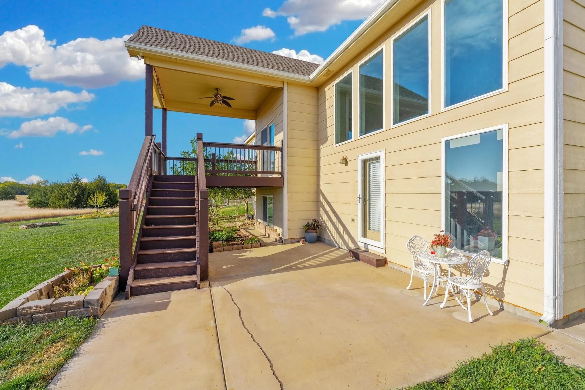 Rose Hill, Kansas 67133, United States, 5 Bedrooms Bedrooms, ,4 BathroomsBathrooms,Residential,Active,37113