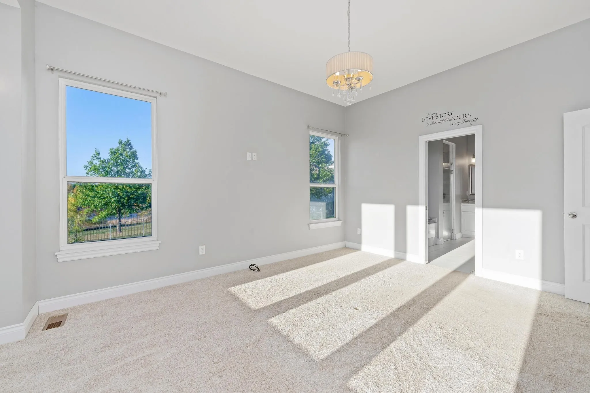 Rose Hill, Kansas 67133, United States, 5 Bedrooms Bedrooms, ,4 BathroomsBathrooms,Residential,Active,37113