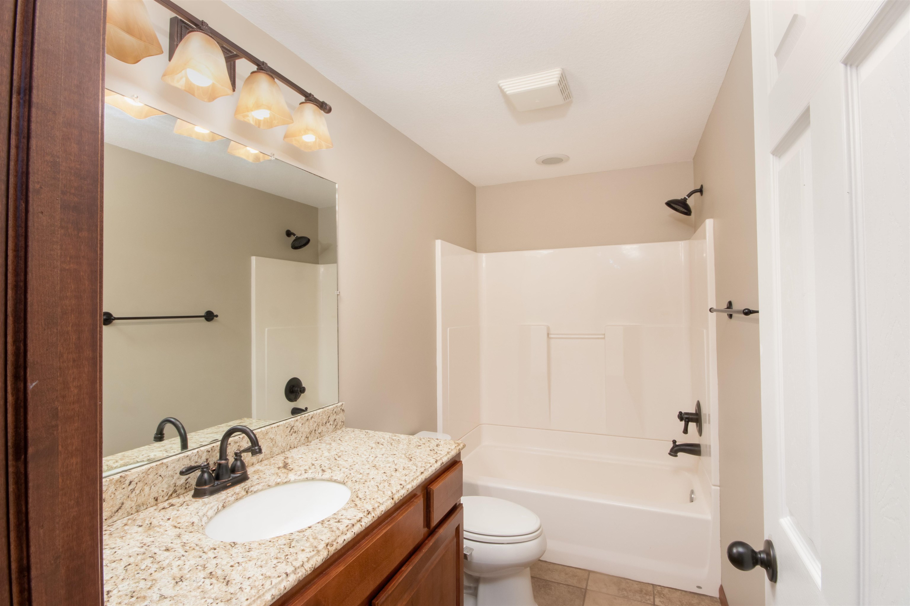 820 N Crescent Lakes Ct, Andover, Kansas image 30