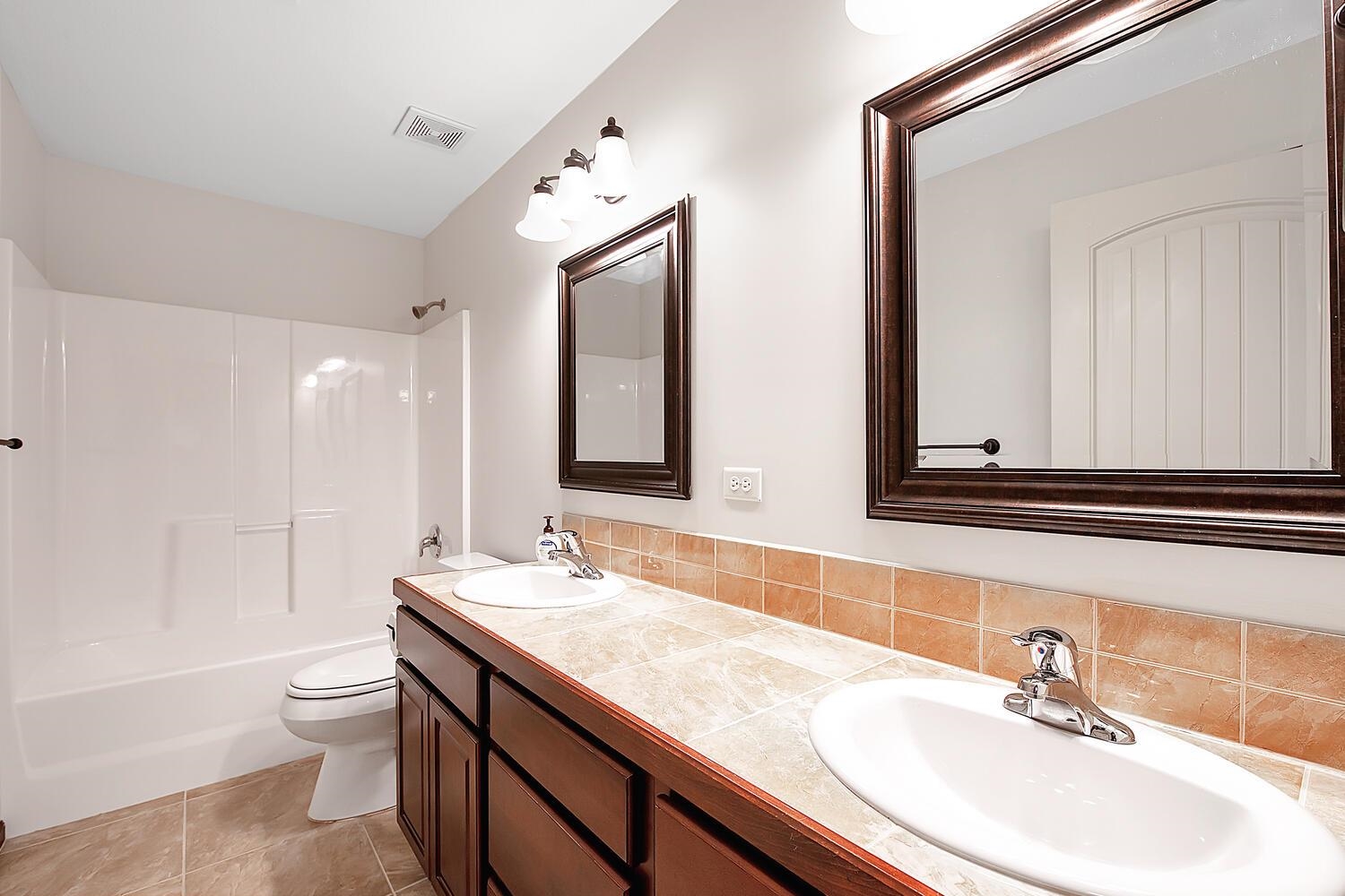 12621 E Killarney Ct, Wichita, Kansas image 32