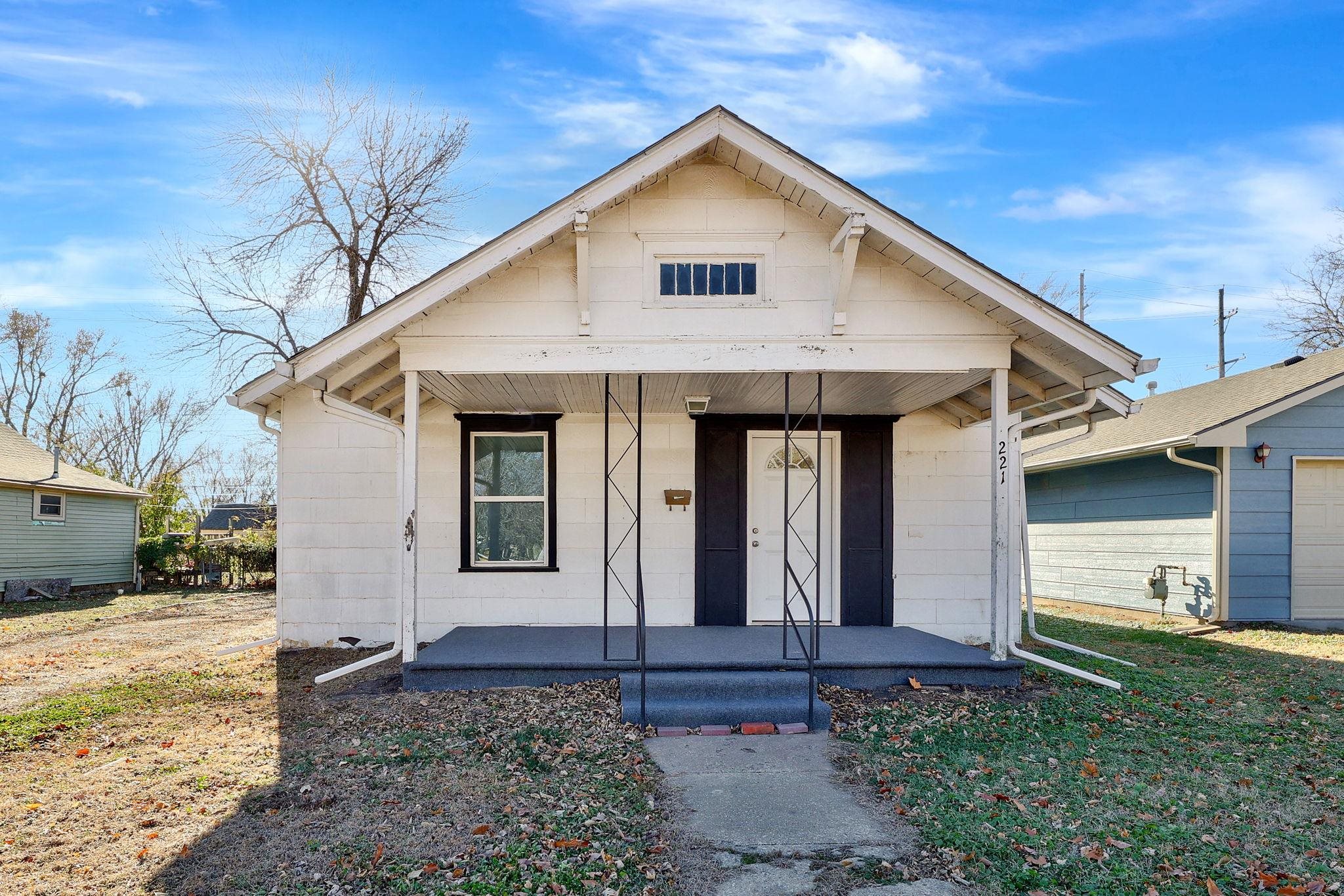 221 E Clark Ave, Augusta, Kansas image 1