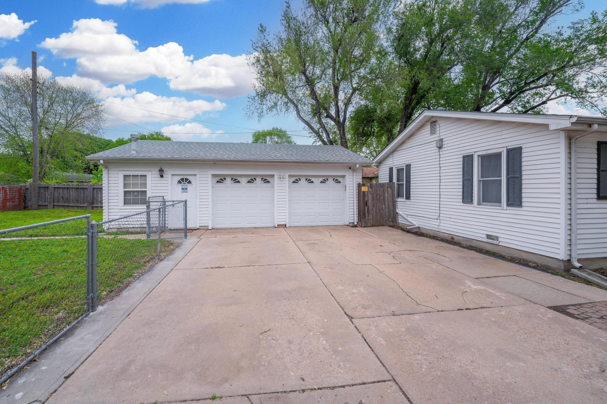 3301 S Wichita St, Wichita, Kansas image 12