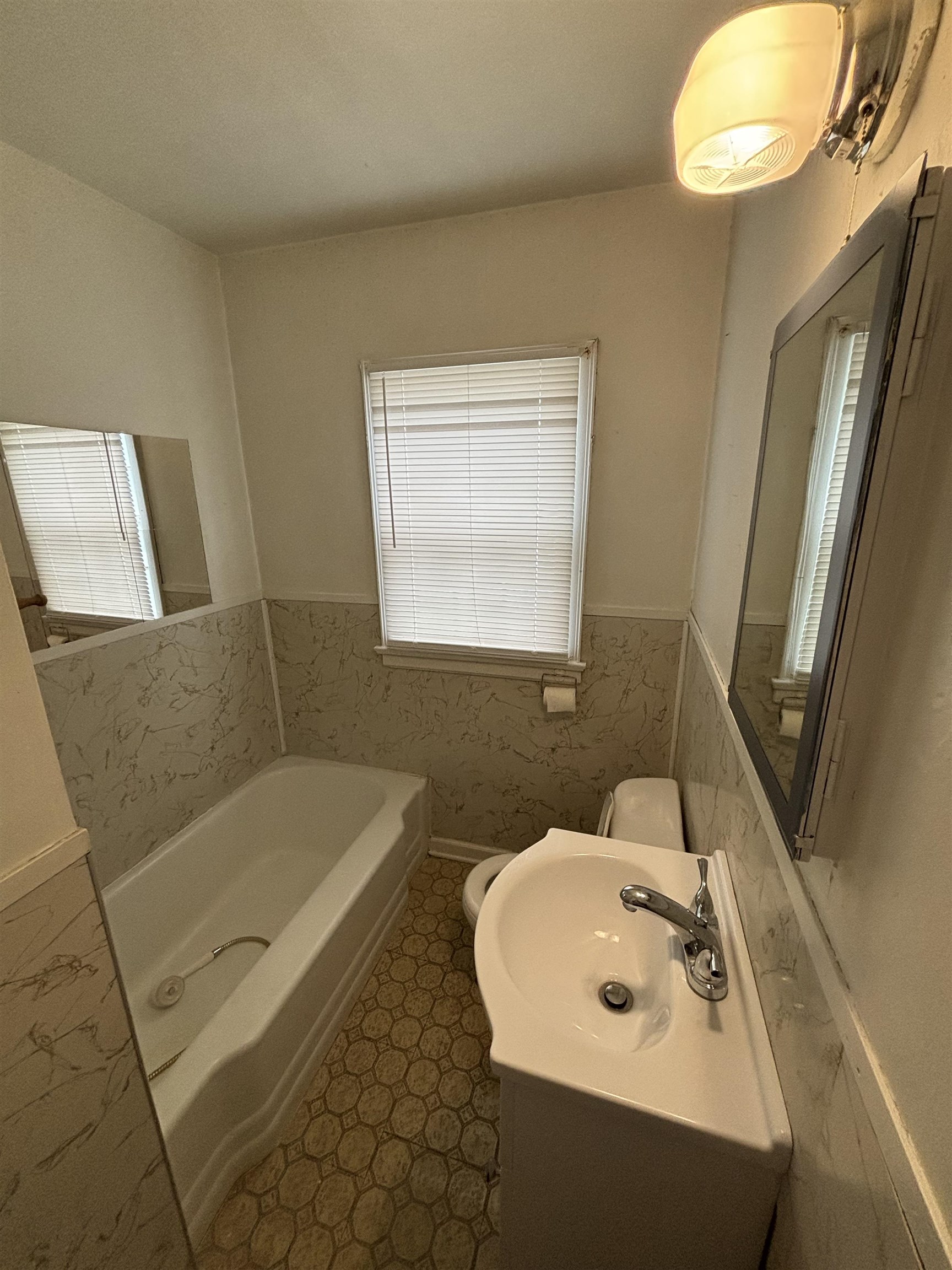 2108 S Washington Ave, Wichita, Kansas image 6