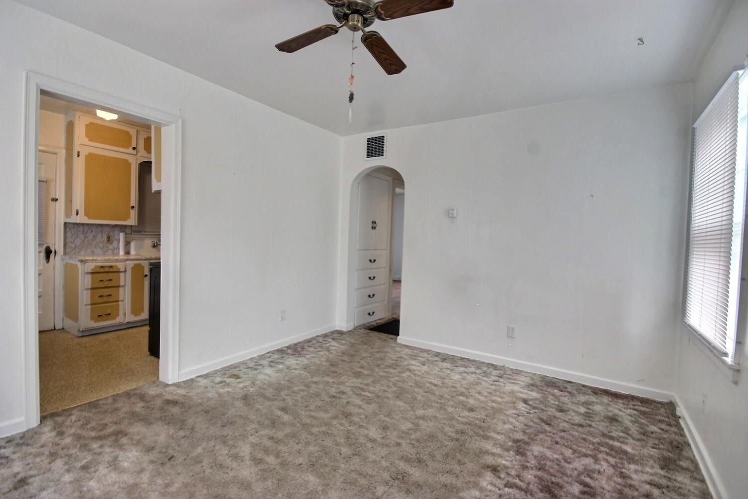 2108 S Washington Ave, Wichita, Kansas image 2
