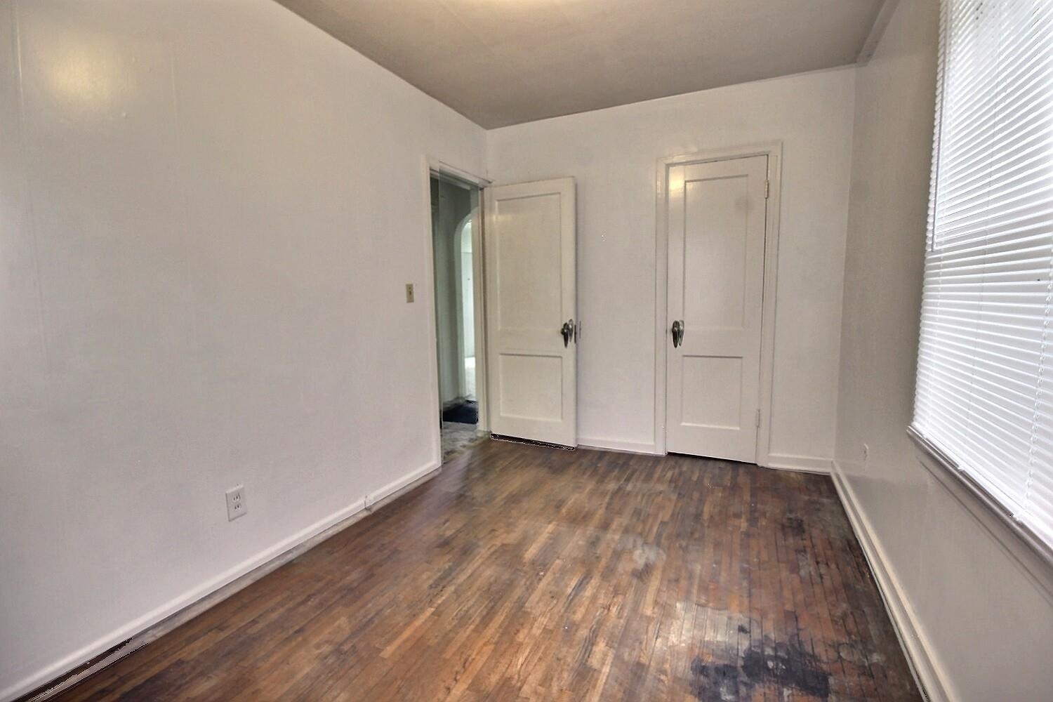2108 S Washington Ave, Wichita, Kansas image 9