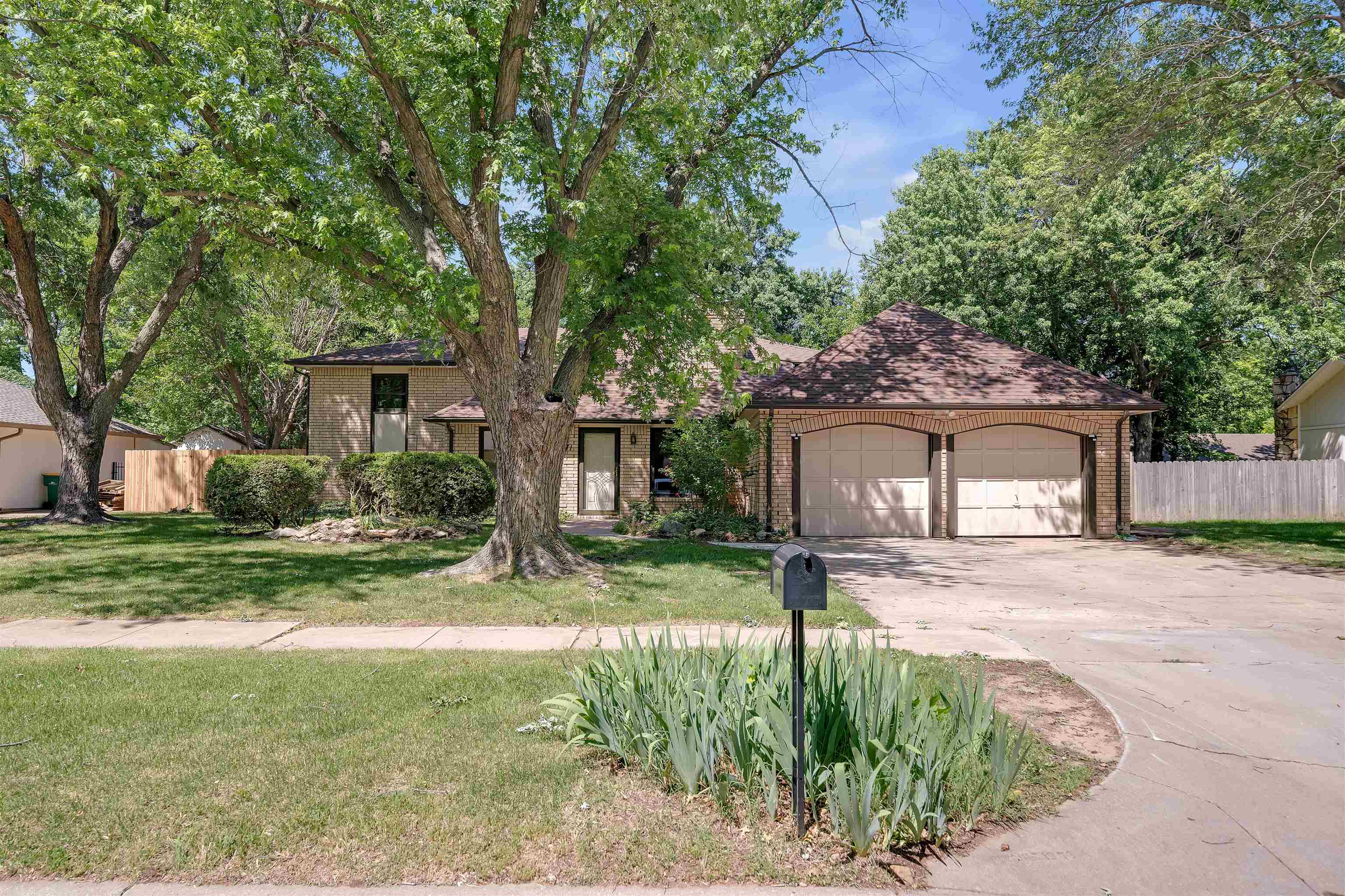 1671 N Maybelle St, Wichita, Virginia image 3