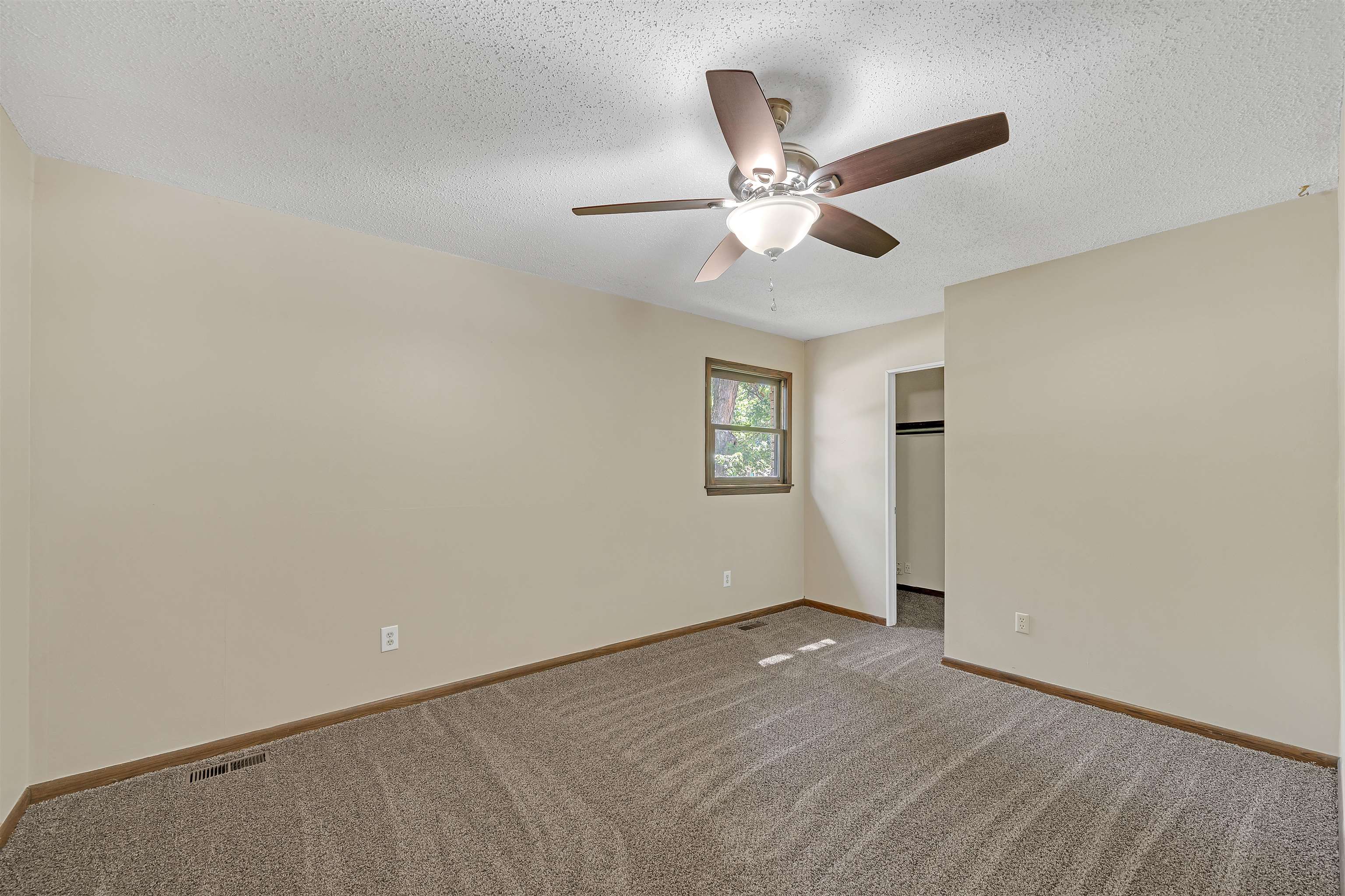 1671 N Maybelle St, Wichita, Virginia image 15