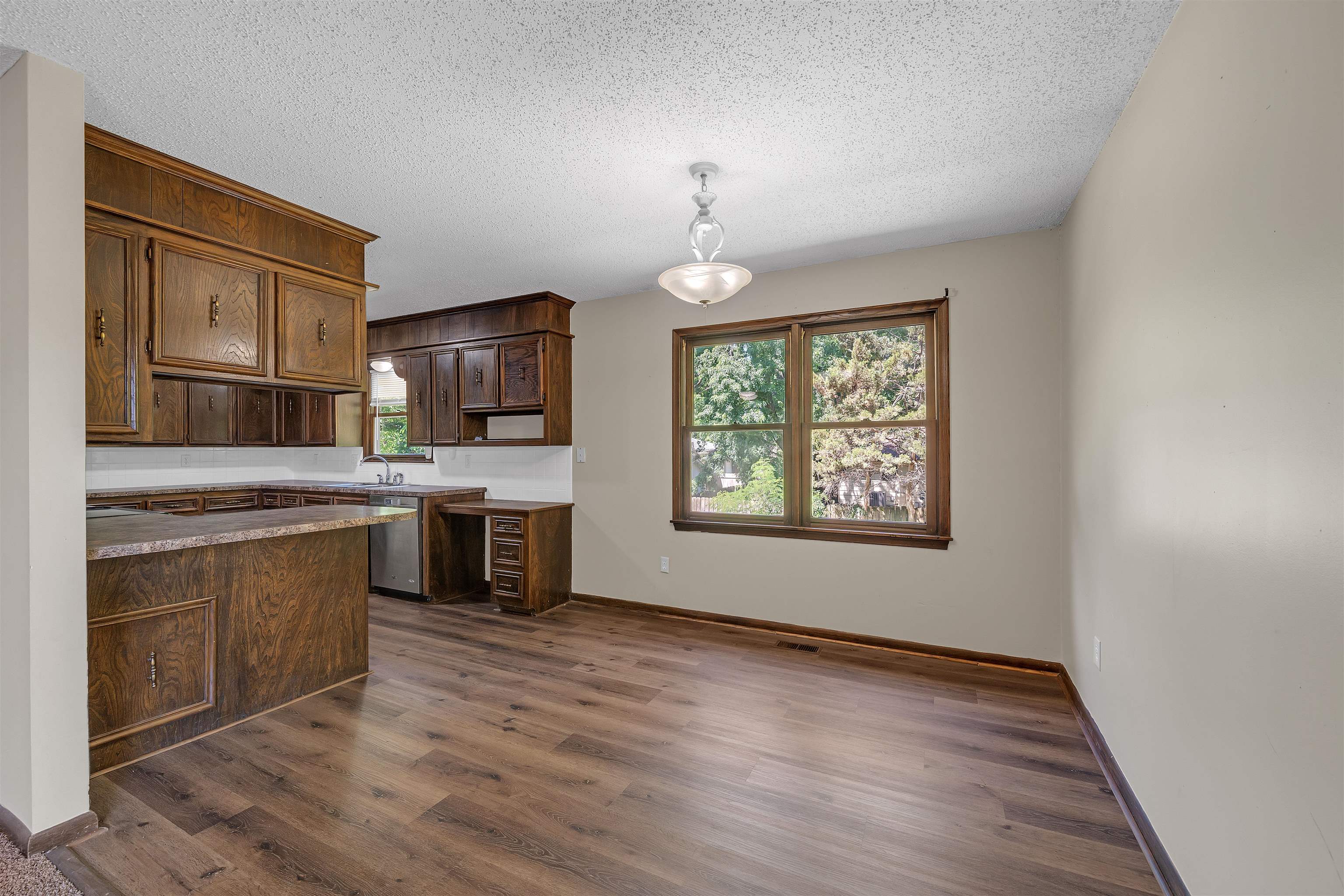 1671 N Maybelle St, Wichita, Virginia image 13