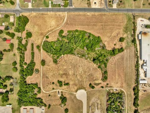 Tiny photo for 222 N Millheisler Rd, El Dorado, KS 67042 (MLS # 669272)