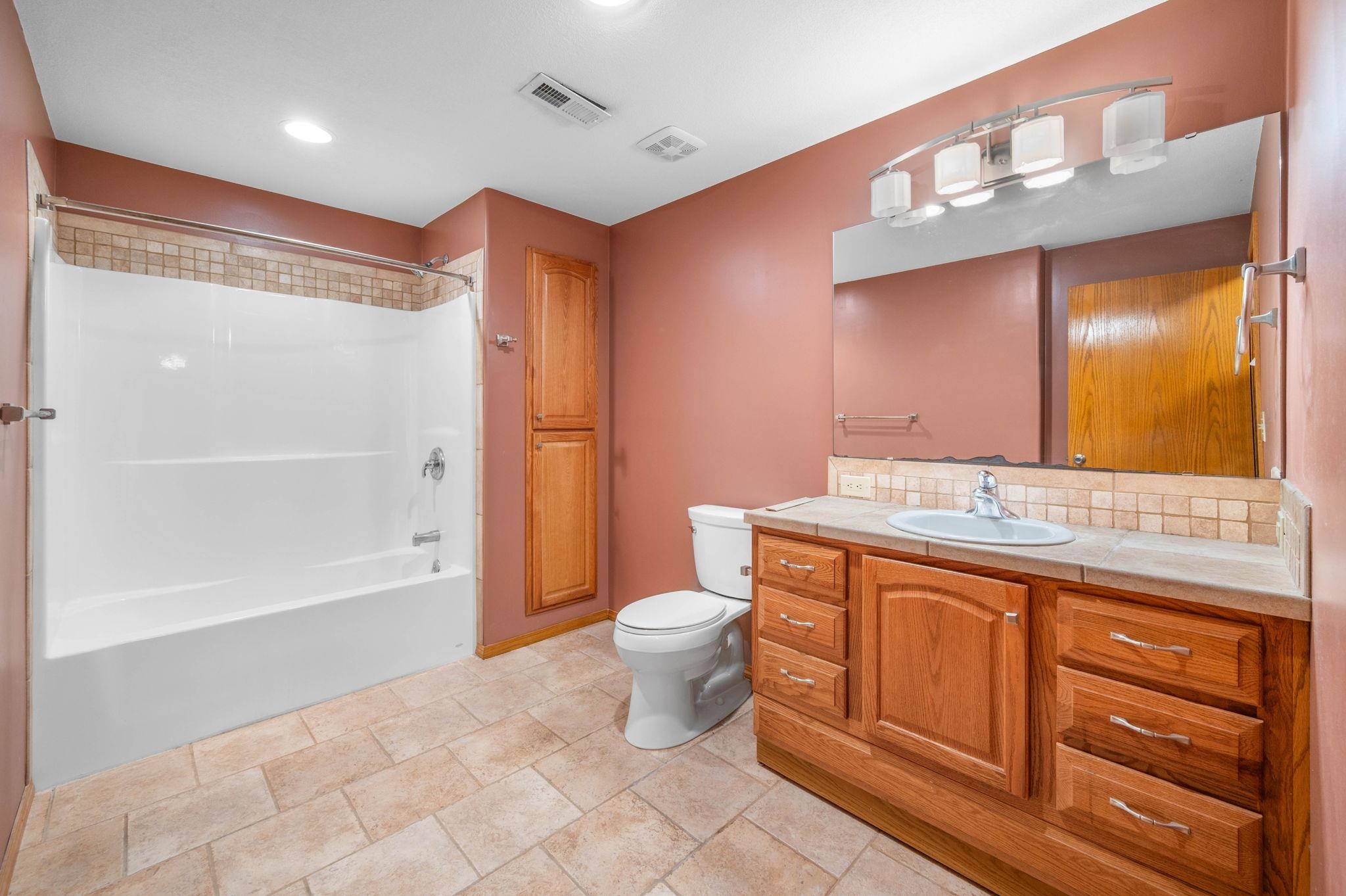 2908 E 13th St, Andover, Kansas image 24