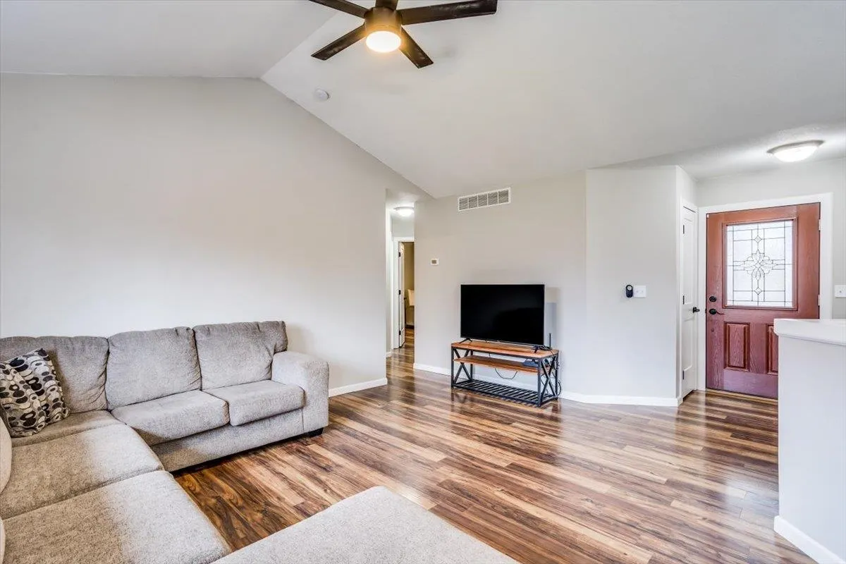 Wichita, Kansas 67205, United States, 4 Bedrooms Bedrooms, ,3 BathroomsBathrooms,Residential,Active,92325