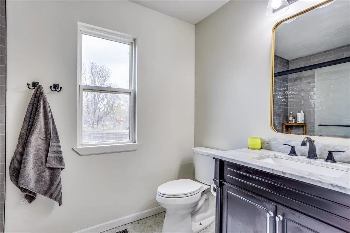 Wichita, Kansas 67205, United States, 4 Bedrooms Bedrooms, ,3 BathroomsBathrooms,Residential,Active,92325