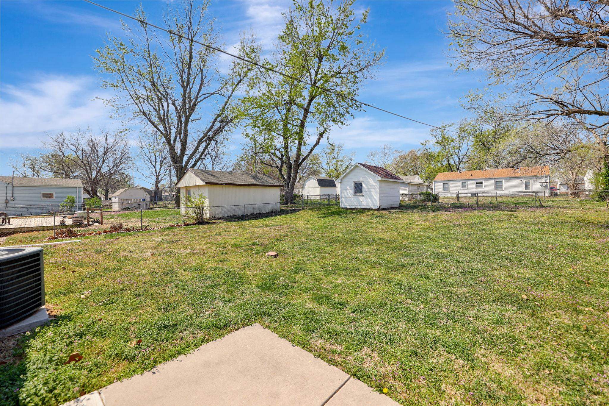 Derby, Kansas 67037, United States, 3 Bedrooms Bedrooms, ,1 BathroomBathrooms,Residential,Pending,62108