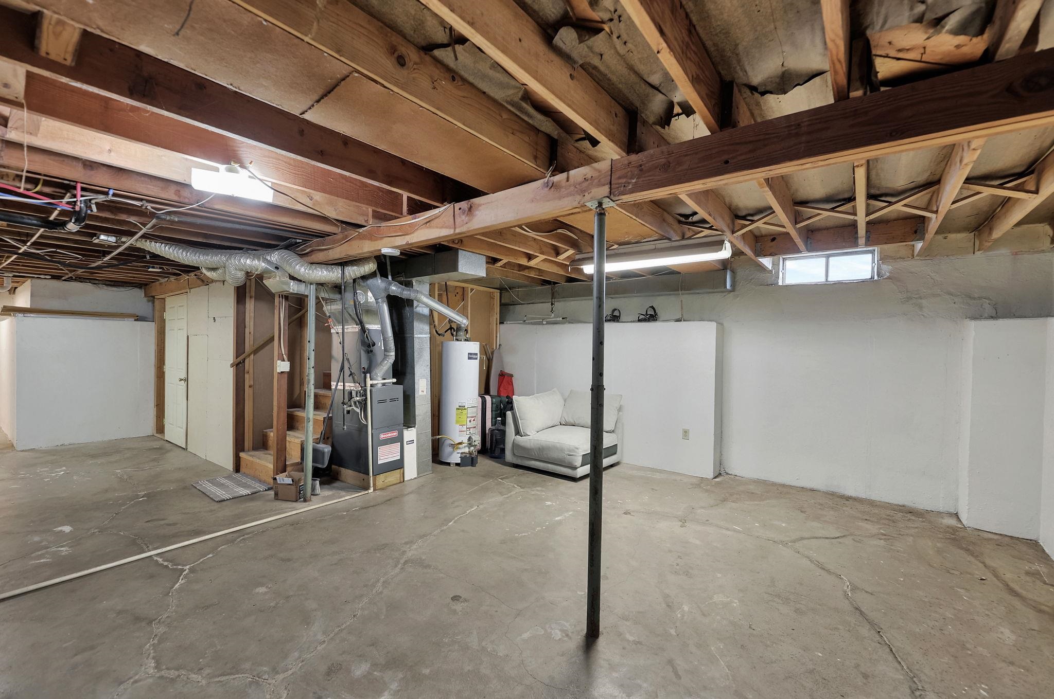 Derby, Kansas 67037, United States, 3 Bedrooms Bedrooms, ,1 BathroomBathrooms,Residential,Pending,62108