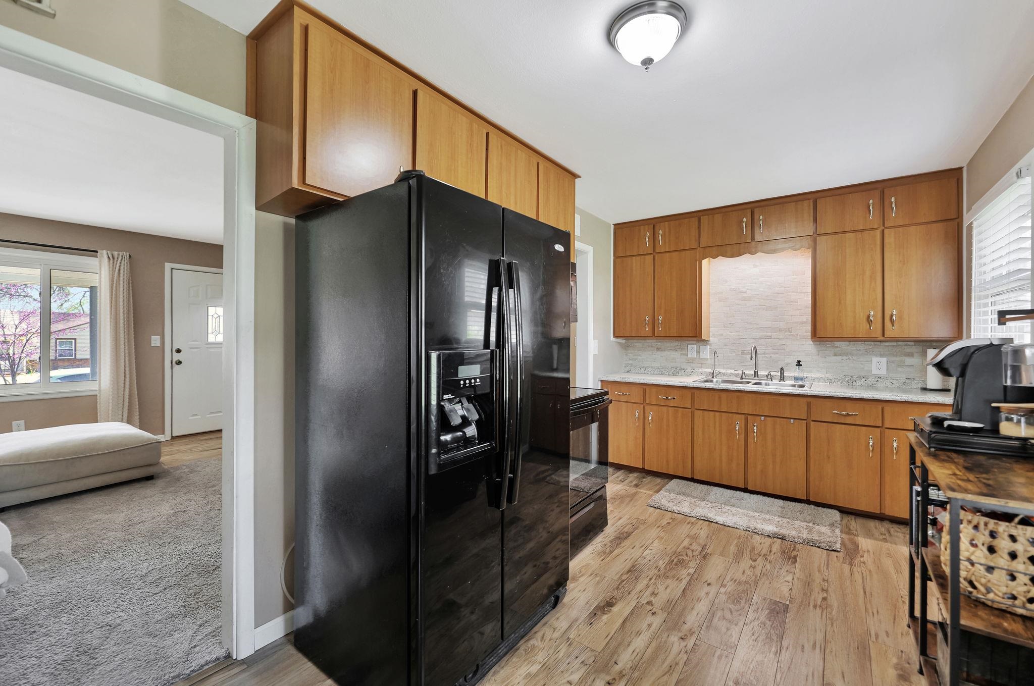 Derby, Kansas 67037, United States, 3 Bedrooms Bedrooms, ,1 BathroomBathrooms,Residential,Pending,62108