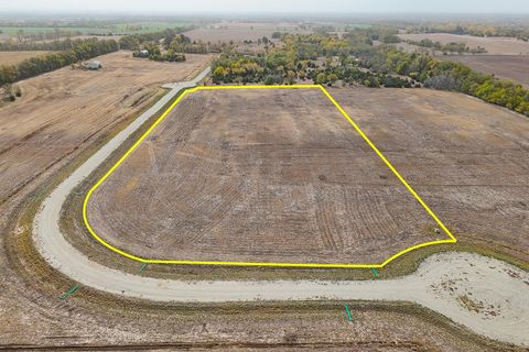 Vacant Land For Sale - 7.3 +/- Acres On Sw 220th<br/> Douglass, KS 67039