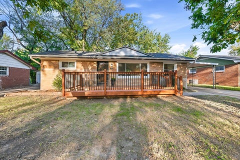 Homes For Sale - 1127 N Westview Dr<br/> Derby, KS 67037