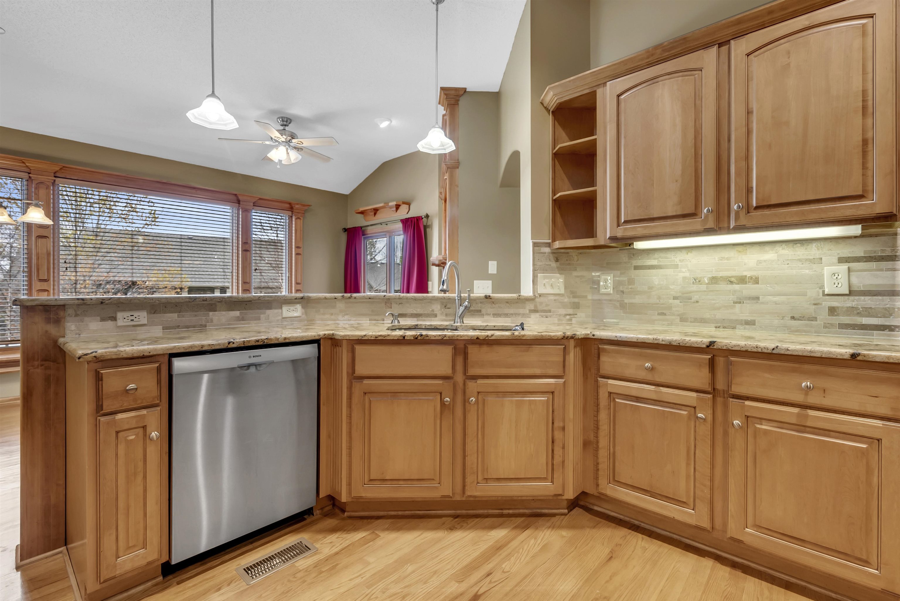 14020 W Highland Springs Ct, Wichita, Kansas image 6