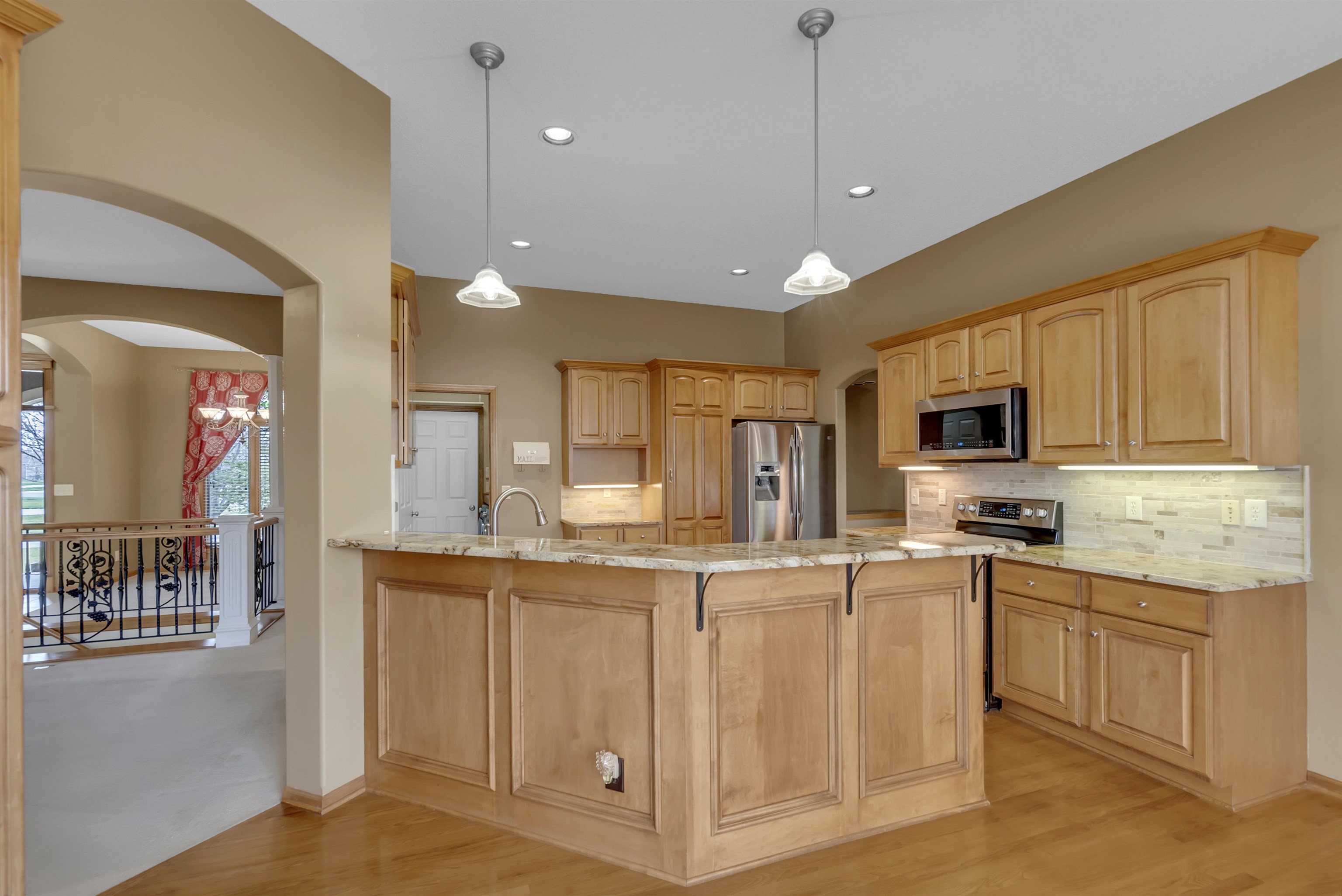 14020 W Highland Springs Ct, Wichita, Kansas image 9