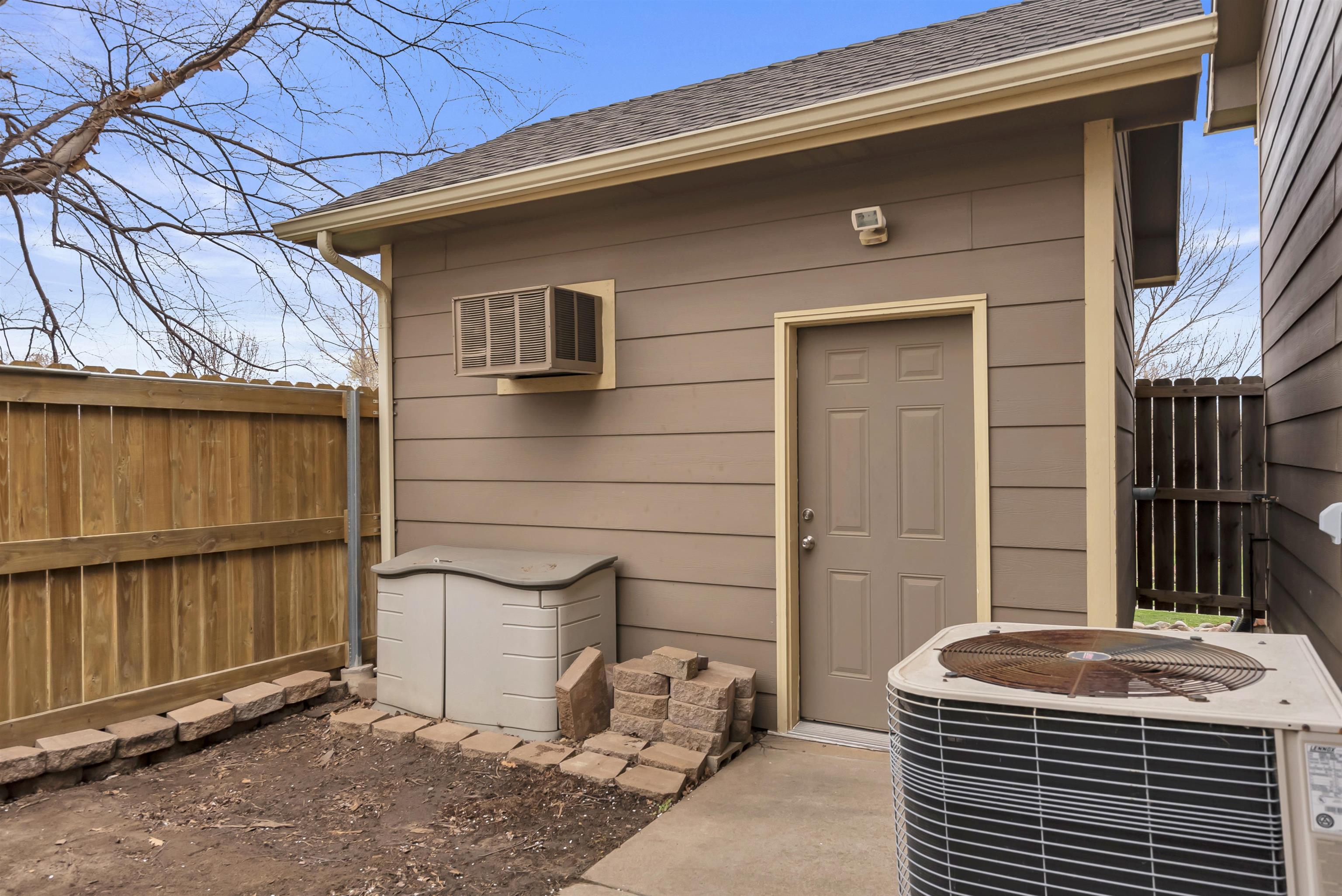 14020 W Highland Springs Ct, Wichita, Kansas image 26