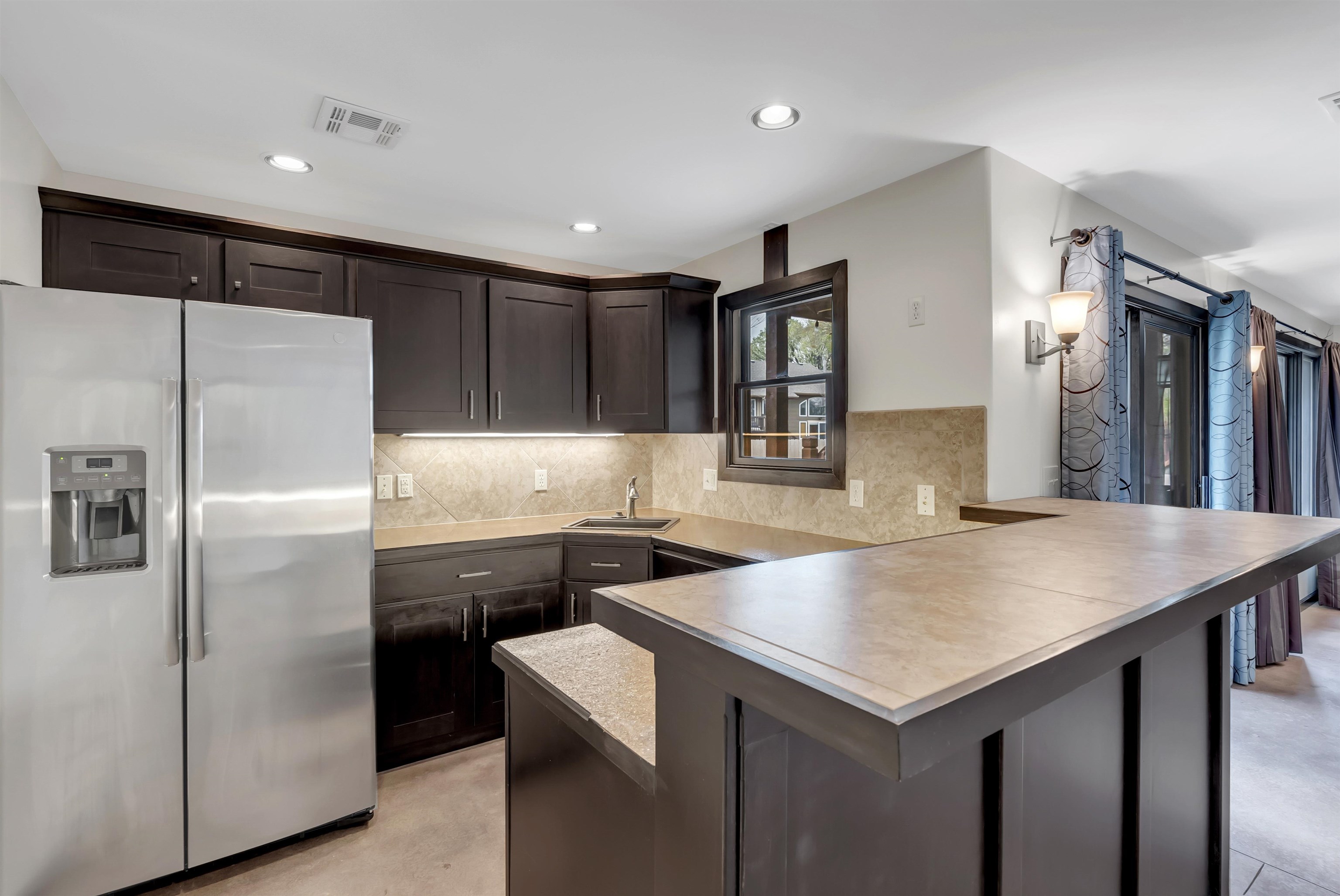 14020 W Highland Springs Ct, Wichita, Kansas image 20