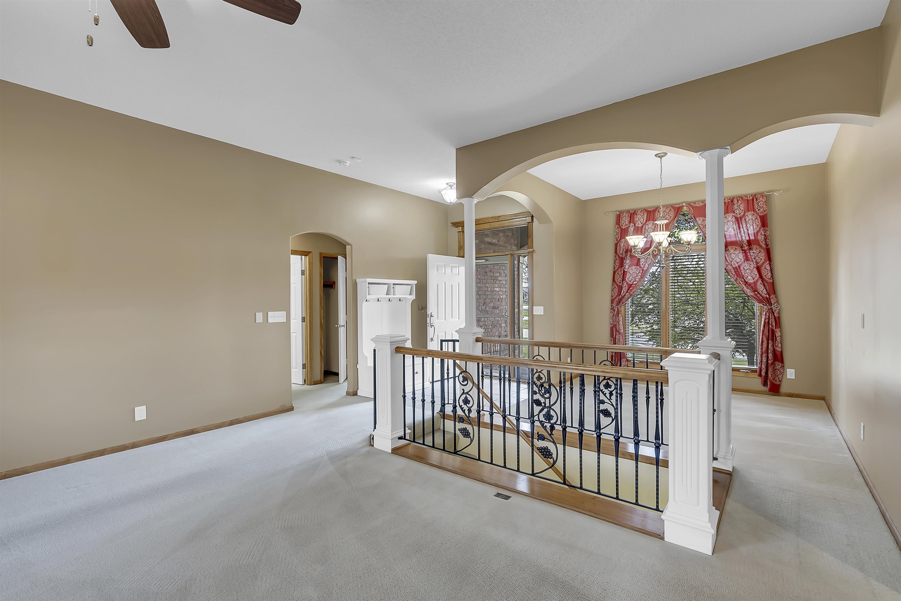 14020 W Highland Springs Ct, Wichita, Kansas image 3