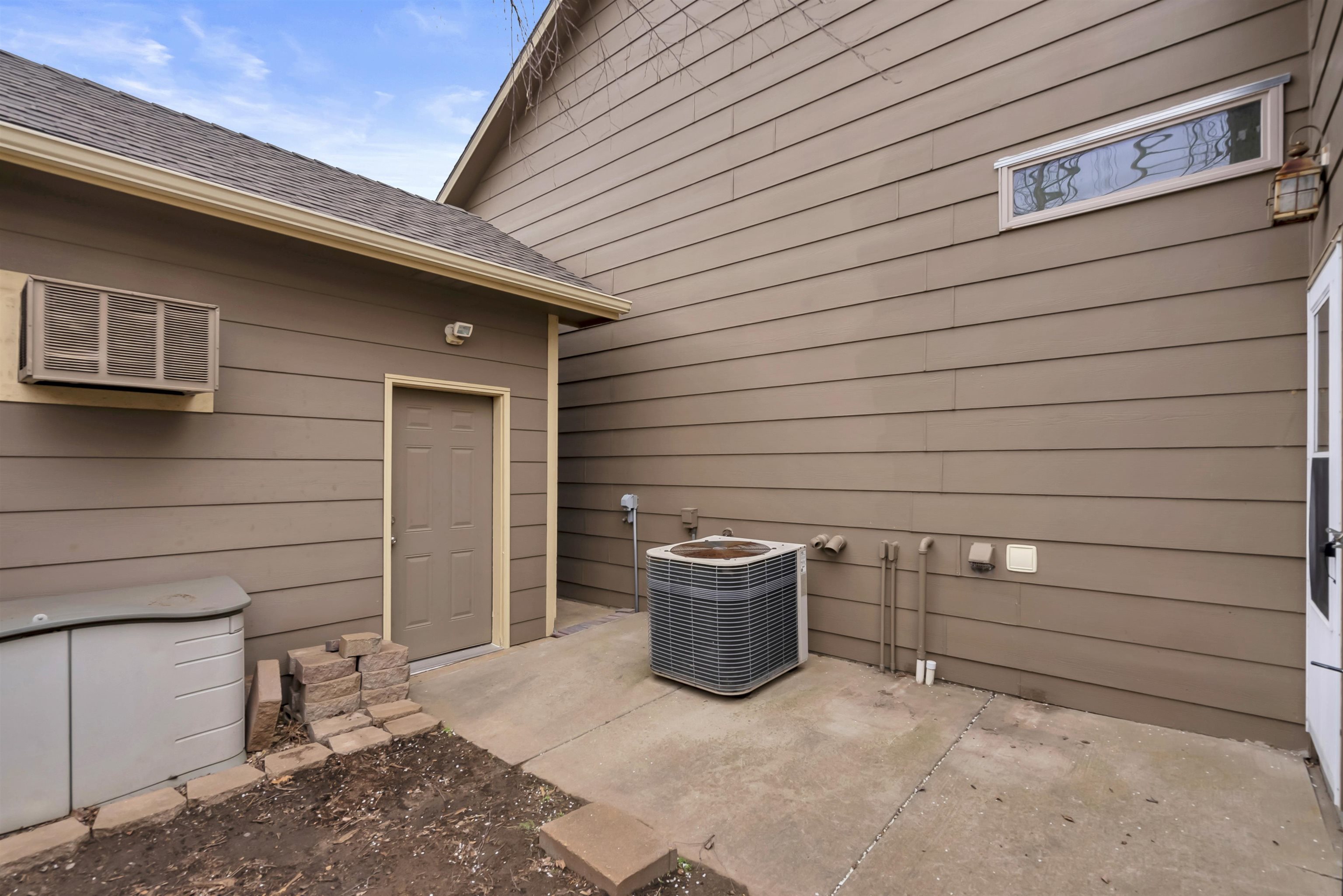14020 W Highland Springs Ct, Wichita, Kansas image 27