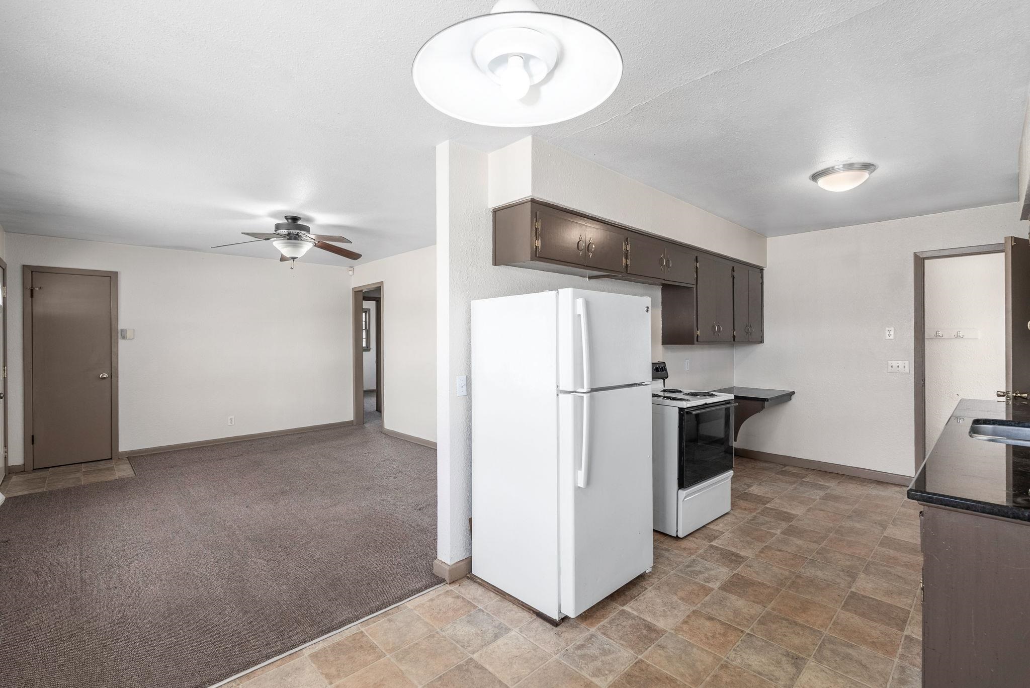 2409 W Savannah St, Wichita, Kansas image 7