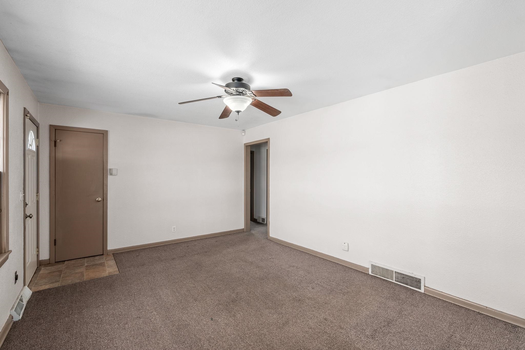 2409 W Savannah St, Wichita, Kansas image 5