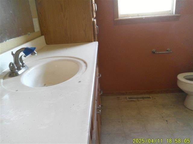 18425 Shoreline Rd, Russell, Virginia image 12